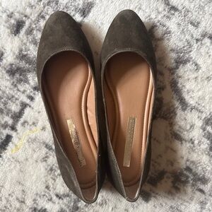 Audrey Brooke olive green Suede flats